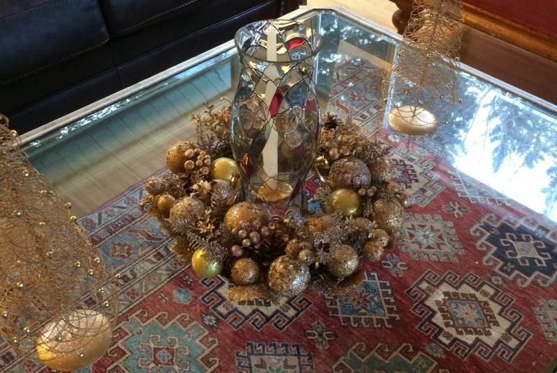 Christmas Center Piece on Coffee Table